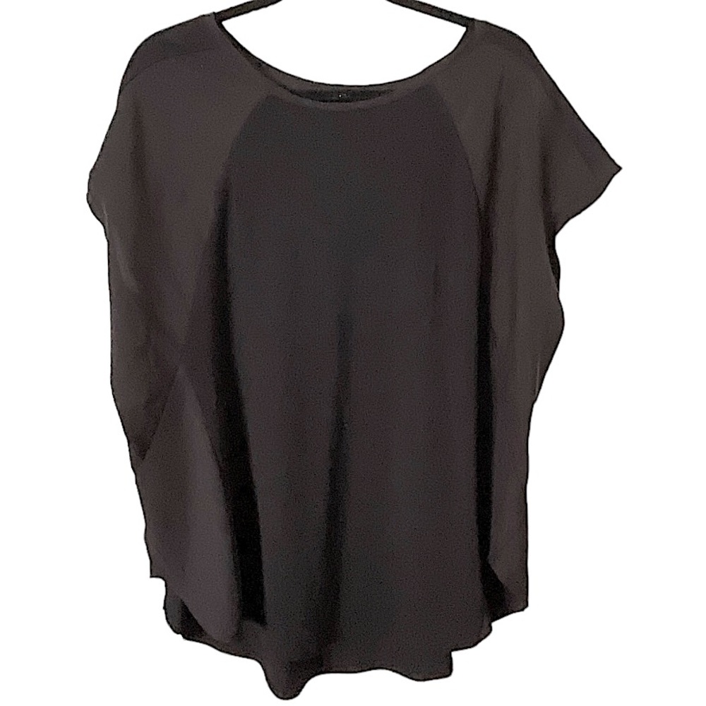 Lane Bryant Black Short Sleeve Top With Sheer Sleeves 18/20‎